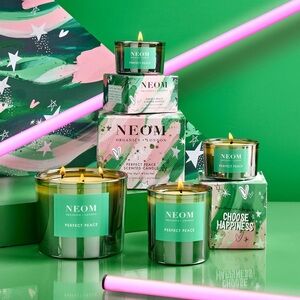NEOM- Perfect Peace Luxury Scented Candle: Pine, Myrrh & Lime Peel